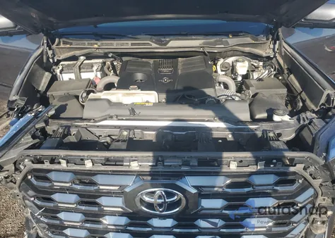 2023 Toyota Tundra Crewmax Platinum z USA, uszkodzony, nr VIN 5TFNA5DB0PX072992